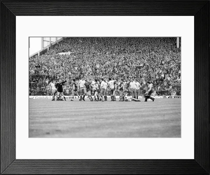 Framed Print : English League Division One match at Villa Park. Aston Villa 1 v Birmingham City 0 Framed Print : English League Division One match at Villa Park. Aston Villa 1 v Birmingham City 0