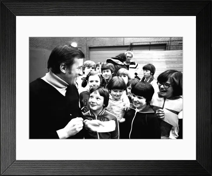 Framed Print : Roy Castle hosted a special performance of the popular Record Breakers show at Gateshead Framed Print : Roy Castle hosted a special performance of the popular Record Breakers show at Gateshead