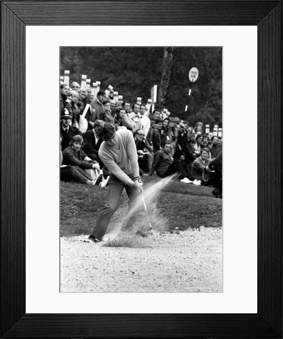 Framed Print : Graham Marsh playing golf in the Piccadilly World Match Play Championship, which he lost Framed Print : Graham Marsh playing golf in the Piccadilly World Match Play Championship, which he lost
