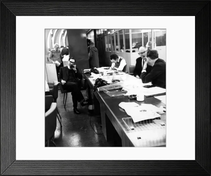 Framed Print : Daily Mirror Offices, Holborn, London, 1961. Newsroom Framed Print : Daily Mirror Offices, Holborn, London, 1961. Newsroom