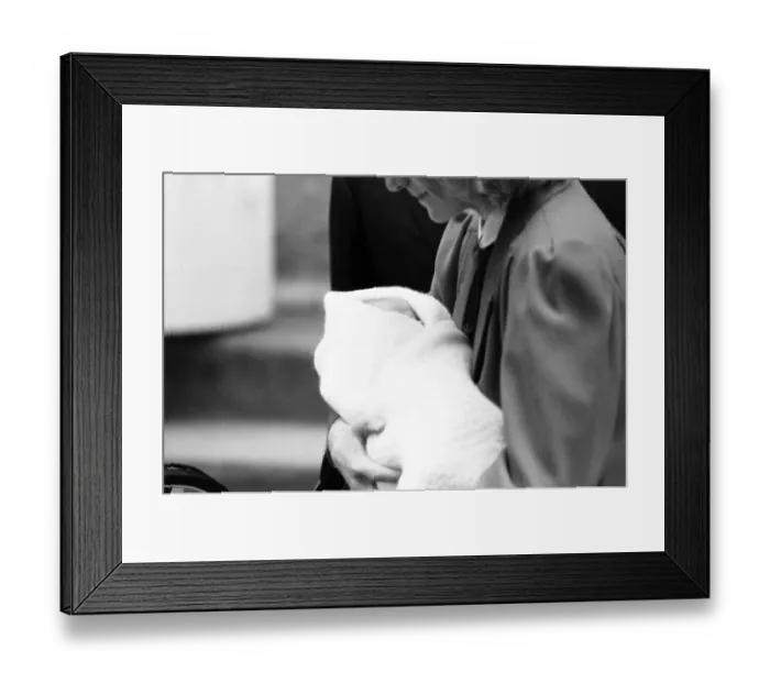 Framed Print : Prince Harry leaves St Marys Hospital, London, after birth previous day Framed Print : Prince Harry leaves St Marys Hospital, London, after birth previous day