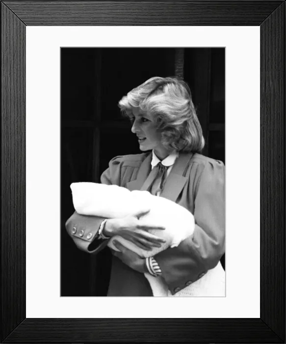 Framed Print : Prince Harry leaves St Marys Hospital, London, after birth previous day Framed Print : Prince Harry leaves St Marys Hospital, London, after birth previous day