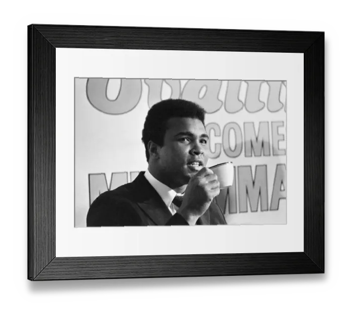 Framed Print : Muhammad Ali visits the co-op and Birmingham New Street railway station during his
