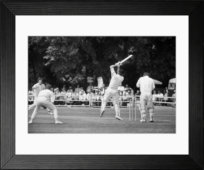 Framed Print : Essex v Lancashire County Cricket Championship match at Valentines Park, Ilford