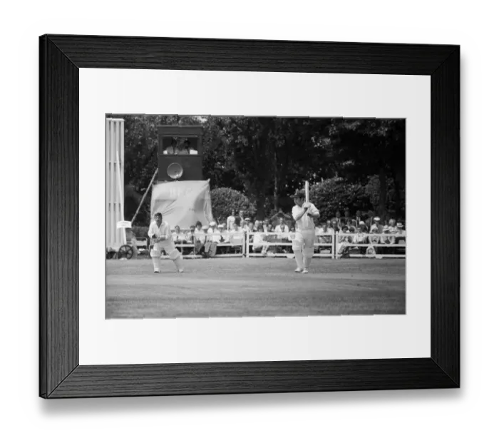 Framed Print : Essex v Lancashire County Cricket Championship match at Valentines Park, Ilford