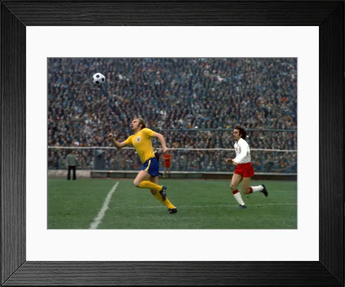 Framed Print : International Football World cup Qualifer Poland v England 0 in Chorzow June 1973 Framed Print : International Football World cup Qualifer Poland v England 0 in Chorzow June 1973
