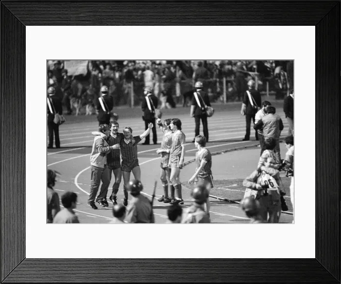 Framed Print : 1984 European Cup Final at Stadio Olimpico, Rome. Liverpool 1-1 As Roma Framed Print : 1984 European Cup Final at Stadio Olimpico, Rome. Liverpool 1-1 As Roma