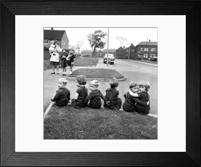 Framed Print : The Hatton triplets from Manchester, Deborah, Sharon and Allison with the Quilty triplets Framed Print : The Hatton triplets from Manchester, Deborah, Sharon and Allison with the Quilty triplets