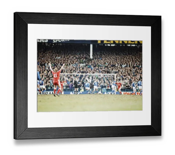 Framed Print : Action from the FA cup fourth round match replay between Everton