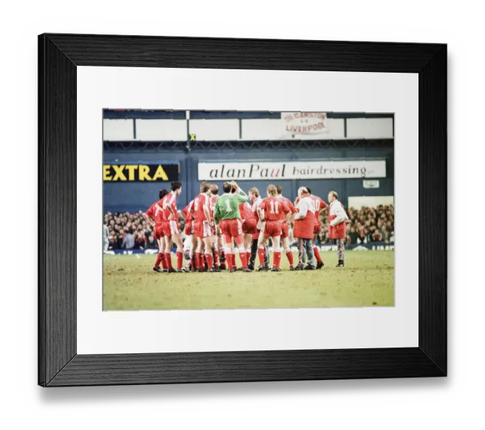 Framed Print : Action from the FA cup fourth round match replay between Everton Framed Print : Action from the FA cup fourth round match replay between Everton
