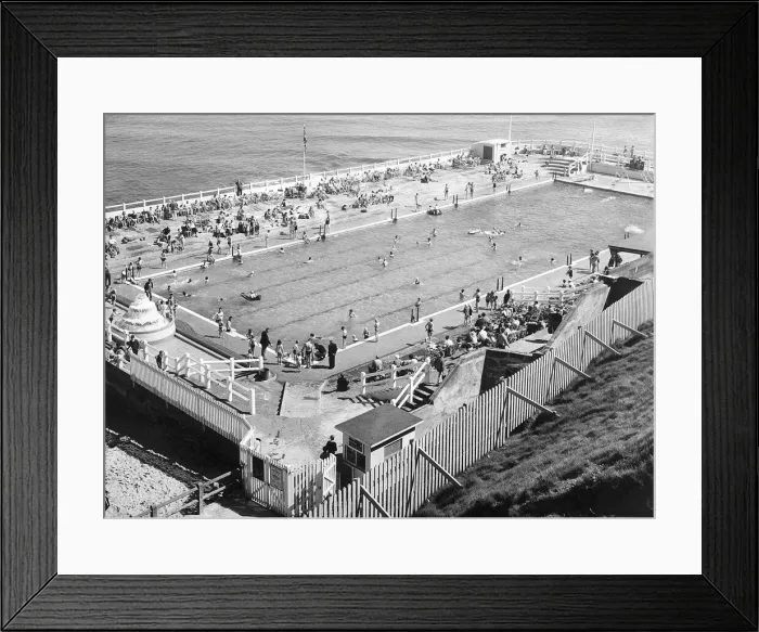 Framed Print : Tynemouth outdoor swimming pool in May 1966 Framed Print : Tynemouth outdoor swimming pool in May 1966