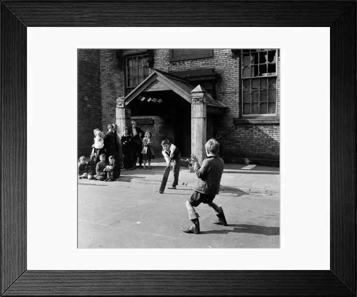 Framed Print : Children of Sunderland playing cricket in the back streets. 28th April 1954 Framed Print : Children of Sunderland playing cricket in the back streets. 28th April 1954