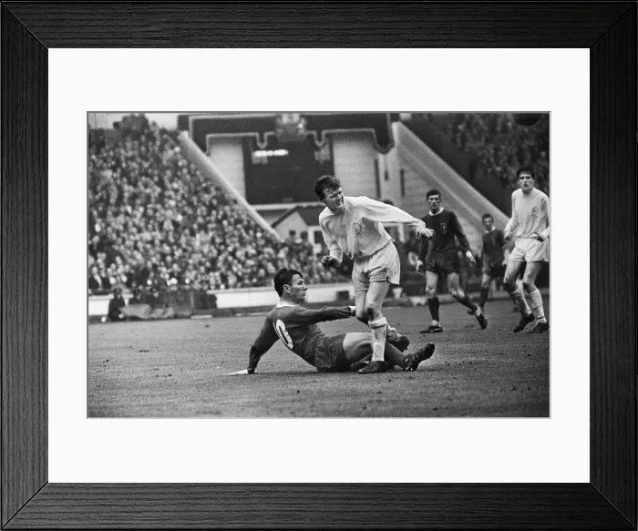 Framed Print : 1965 FA Cup Final at Wembley Stadium, Liverpool 2 v Leeds United 1 Framed Print : 1965 FA Cup Final at Wembley Stadium, Liverpool 2 v Leeds United 1