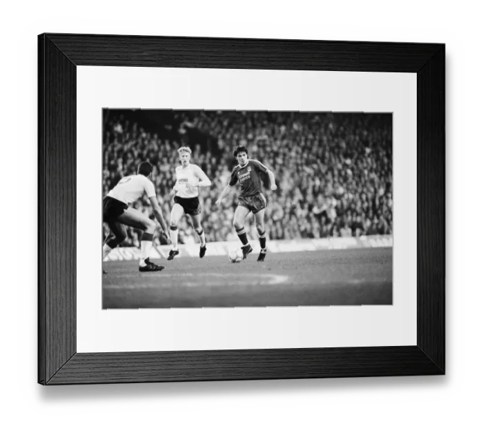 Framed Print : English League Division One match at Anfield, Liverpool 5 v Nottingham Forest 0 Framed Print : English League Division One match at Anfield, Liverpool 5 v Nottingham Forest 0