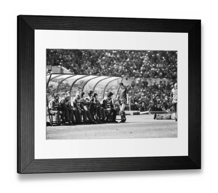 Framed Print : 1984 European Cup Final at Stadio Olimpico, Rome. Liverpool 1-1 As Roma Framed Print : 1984 European Cup Final at Stadio Olimpico, Rome. Liverpool 1-1 As Roma
