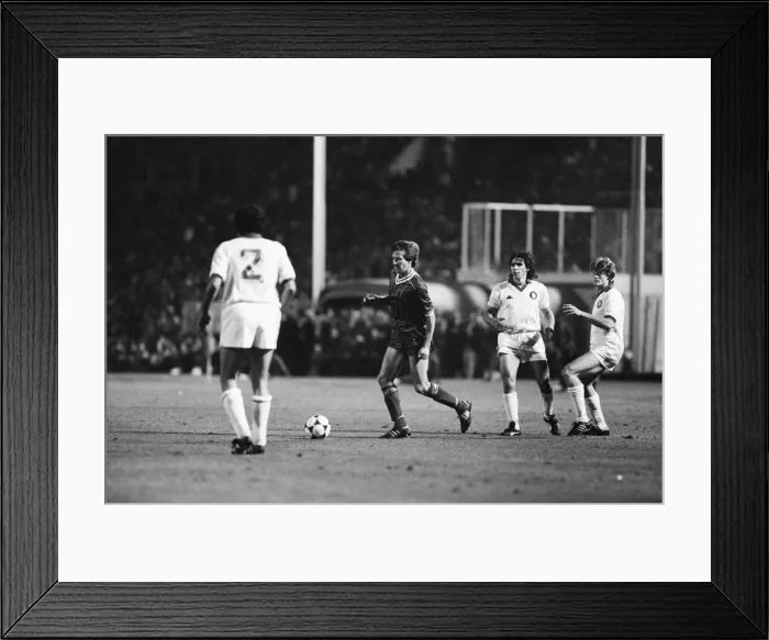 Framed Print : 1984 European Cup Final at Stadio Olimpico, Rome. Liverpool 1-1 As Roma Framed Print : 1984 European Cup Final at Stadio Olimpico, Rome. Liverpool 1-1 As Roma