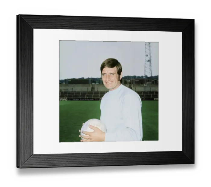 Framed Print : Crystal Palace footballer John Jackson poses at Selhurst Park during a photocall ahead of Framed Print : Crystal Palace footballer John Jackson poses at Selhurst Park during a photocall ahead of
