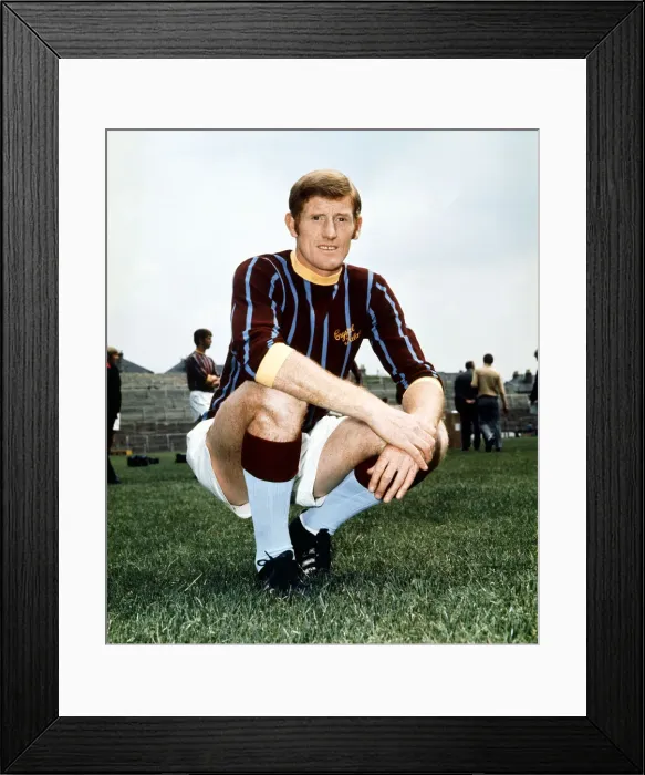 Framed Print : Crystal Palace footballer John McCormick poses during a pre season photocall Framed Print : Crystal Palace footballer John McCormick poses during a pre season photocall