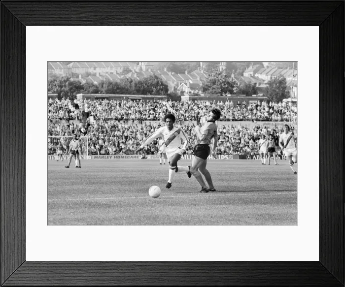 Framed Print : Crystal Palace footballer Vince Hilaire in action during the 4-0 home win over against Framed Print : Crystal Palace footballer Vince Hilaire in action during the 4-0 home win over against