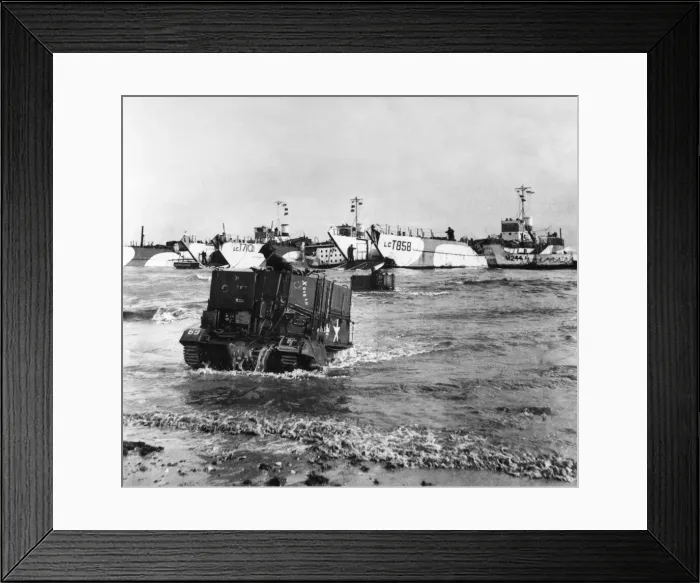 Framed Print : D Day Normandy. The American forces drive up on to the beach in an amphibian vehicle Framed Print : D Day Normandy. The American forces drive up on to the beach in an amphibian vehicle