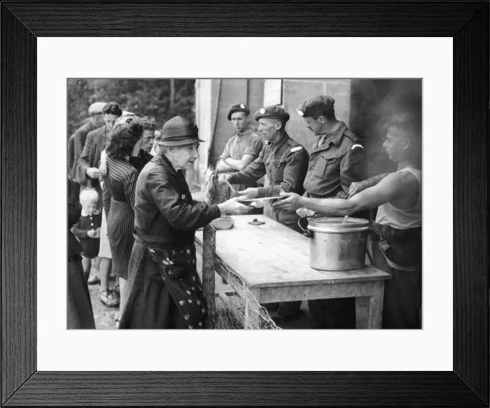 Framed Print : WW2 British troops serving refugees in the liberated town of Bayuex, Normandy Framed Print : WW2 British troops serving refugees in the liberated town of Bayuex, Normandy