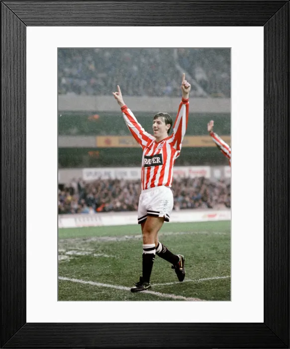 Framed Print : FA Cup Third Round match at White Hart Lane. Tottenham Hotspur 1 v Southampton 3