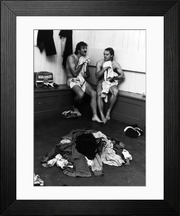 Framed Print : Crystal Palace players Jim Cannon and Bill Smillie relax after a training session Framed Print : Crystal Palace players Jim Cannon and Bill Smillie relax after a training session
