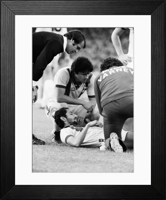 Framed Print : League Cup second Round match at Vetch Field. Swansea City 2 v Tottenham Hotspur 2 Framed Print : League Cup second Round match at Vetch Field. Swansea City 2 v Tottenham Hotspur 2
