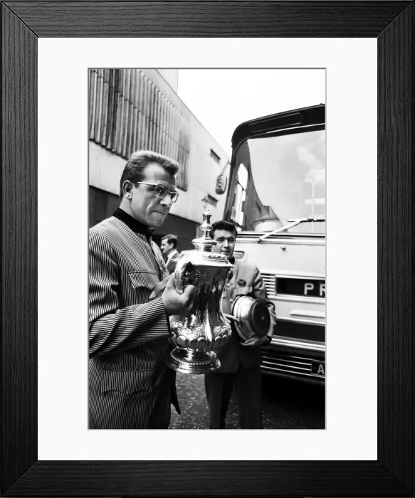 Framed Print : Liverpool 2-1 Leeds United 1965 FA Cup Final 1st May 1965 (Picture Framed Print : Liverpool 2-1 Leeds United 1965 FA Cup Final 1st May 1965 (Picture