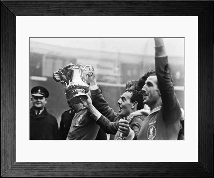 Framed Print : Liverpool 2-1 Leeds United 1965 FA Cup Final. 1st May 1965 (Picture Framed Print : Liverpool 2-1 Leeds United 1965 FA Cup Final. 1st May 1965 (Picture