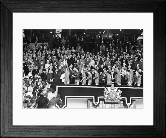 Framed Print : Liverpool 2-1 Leeds United 1965 FA Cup Final. 1 / 5 / 1965 Framed Print : Liverpool 2-1 Leeds United 1965 FA Cup Final. 1 / 5 / 1965