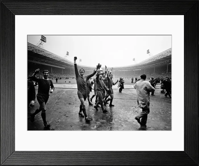 Framed Print : Liverpool 2-1 Leeds United 1965 FA Cup Final. Captain Ron Yeats Framed Print : Liverpool 2-1 Leeds United 1965 FA Cup Final. Captain Ron Yeats