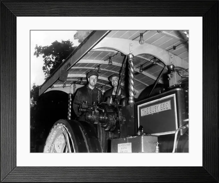 Framed Print : The Busy Bee Traction Engine on 3rd July 1957 on its way to Lambton Park Framed Print : The Busy Bee Traction Engine on 3rd July 1957 on its way to Lambton Park