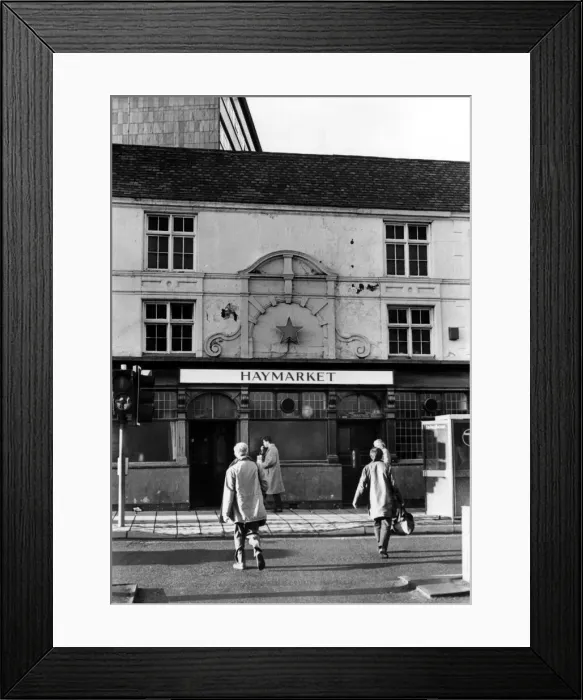 Framed Print : Newcastle public houses (pubs  /  pub) - The Haymarket. 21st January, 1987