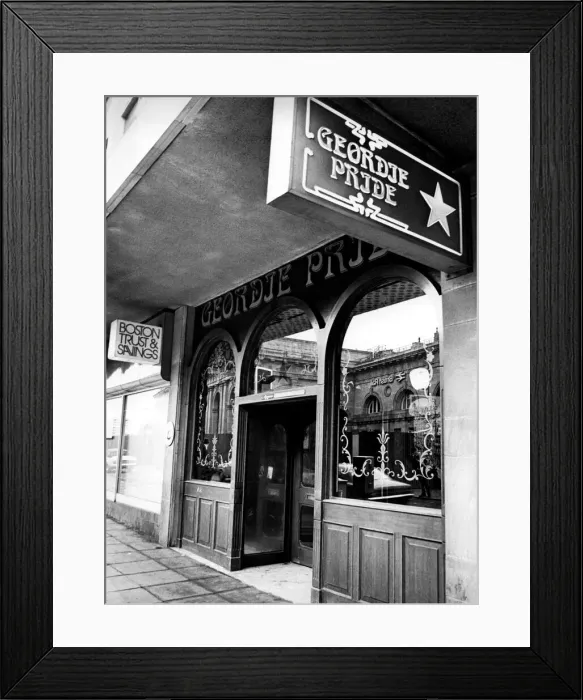 Framed Print : Newcastle public houses (pubs  /  pub) - Geordie Pride. 8th December, 1979