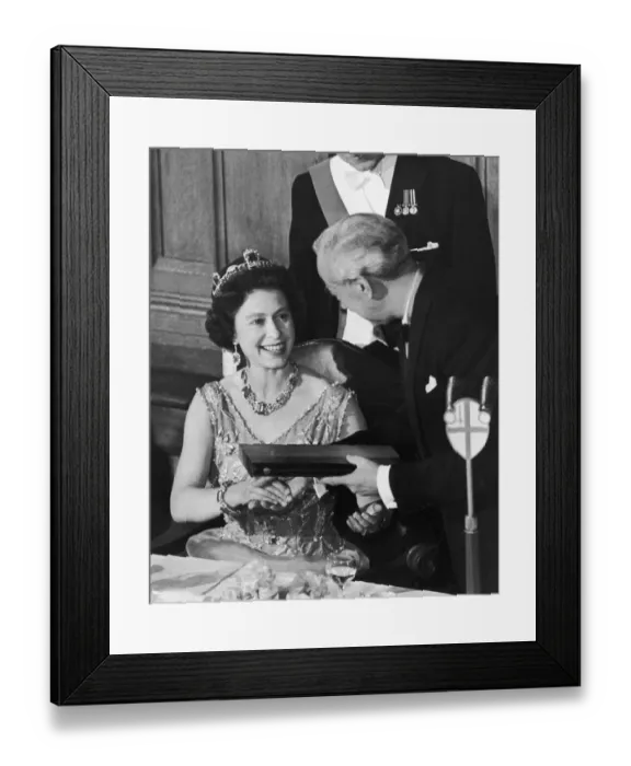 Framed Print : The Queen attending the T. U. C Centenary banquet at The Guildhall. 5th June 1968 Framed Print : The Queen attending the T. U. C Centenary banquet at The Guildhall. 5th June 1968