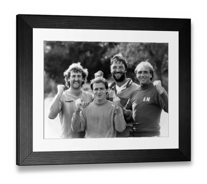 Framed Print : Crystal Palace players left to right: Jim Cannon, Micky Droy Framed Print : Crystal Palace players left to right: Jim Cannon, Micky Droy