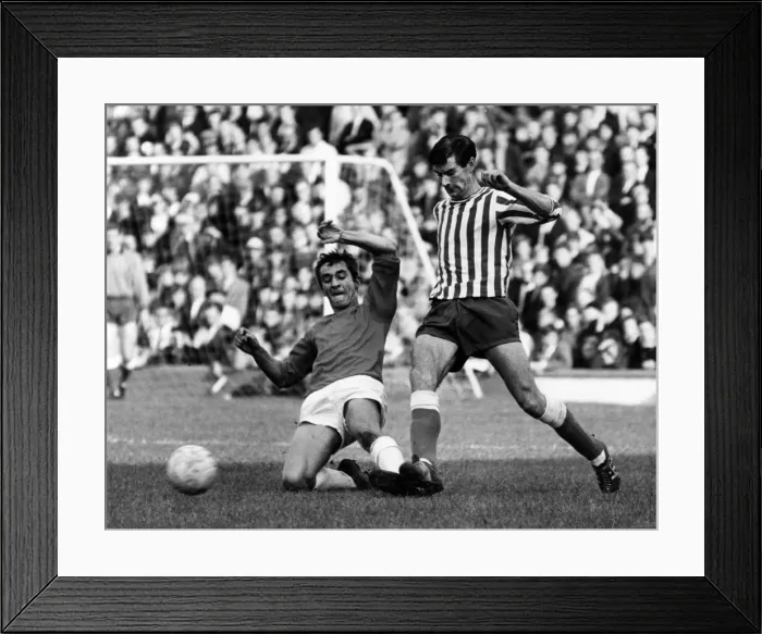 Framed Print : Steve Kember of Crystal Palace slide tackles Tom Wilson of Millwall during their league Framed Print : Steve Kember of Crystal Palace slide tackles Tom Wilson of Millwall during their league