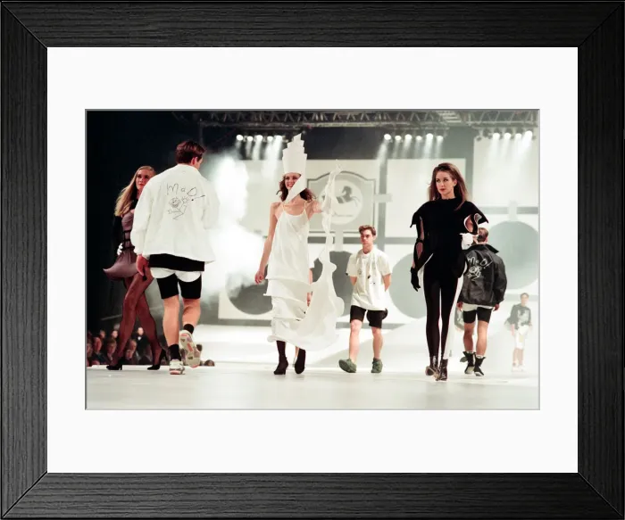 Framed Print : Clothes Show Live, NEC, Birmingham, 7th December 1991. Scenes from the Catwalk Framed Print : Clothes Show Live, NEC, Birmingham, 7th December 1991. Scenes from the Catwalk