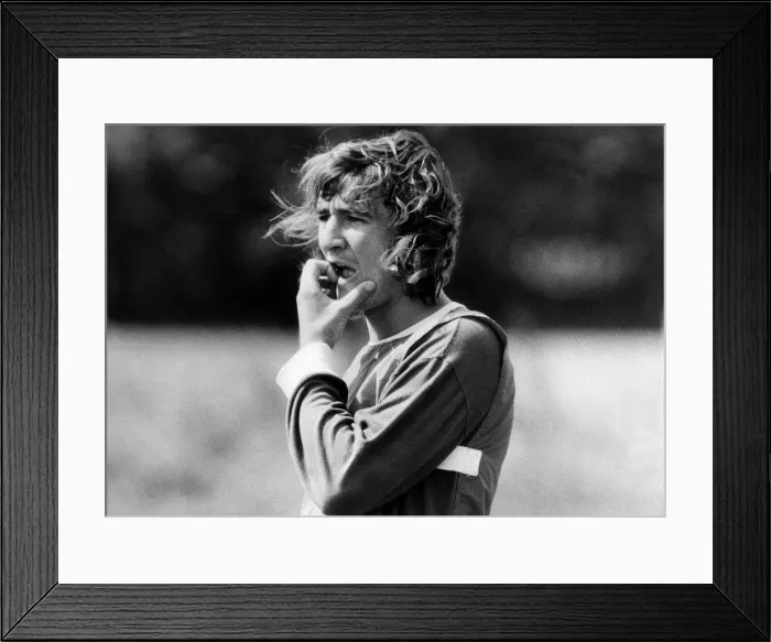 Framed Print : Newly appointed skipper of Crystal Palace Steve Kember. 13th August 1971