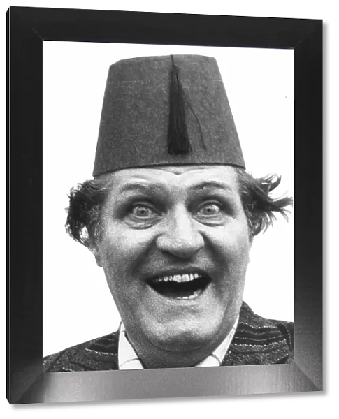 Tommy Cooper Comedian Dbase