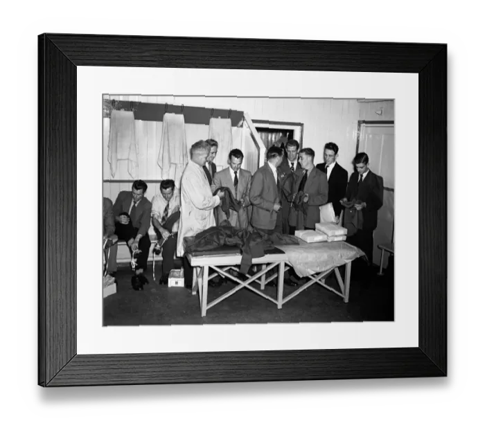 Framed Print : Crystal Palace club meeting ahead of the 1950 - 1951 season. 17th July 1950 Framed Print : Crystal Palace club meeting ahead of the 1950 - 1951 season. 17th July 1950