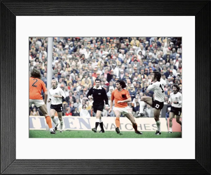 Framed Print : 1974 World Cup Final at the Olympic Stadium, Munich. West Germany 2 v Holland 1 Framed Print : 1974 World Cup Final at the Olympic Stadium, Munich. West Germany 2 v Holland 1