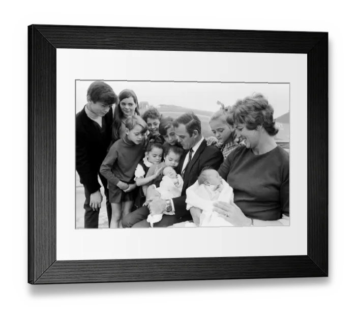 Framed Print : Lieutenant Commander Peter Marshall of HMS Ark Royal and his wife Carolyn Framed Print : Lieutenant Commander Peter Marshall of HMS Ark Royal and his wife Carolyn