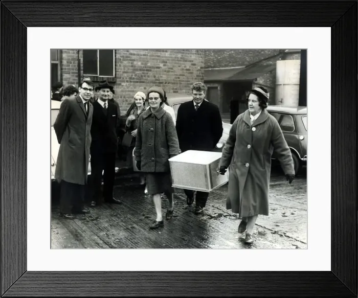 Framed Print : Six volunteer drivers from the W. V. S. (Womens Voluntary Service)