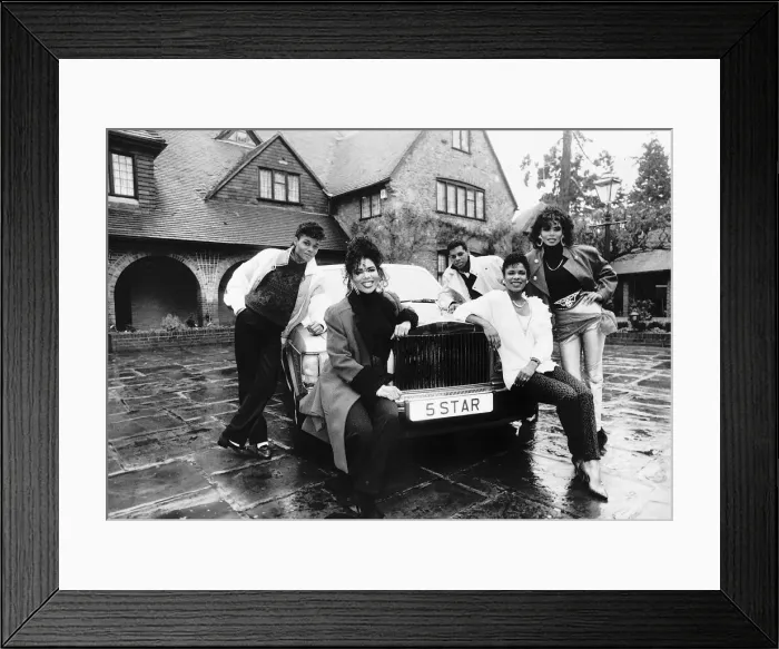 Framed Print : Five Star pop group stand outside mansion in Berkshire with new Rolls Royce Dbase Framed Print : Five Star pop group stand outside mansion in Berkshire with new Rolls Royce Dbase