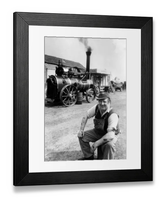 Framed Print : George Byerley on 2th May 1986 with his Marshall twin cylinder portable Framed Print : George Byerley on 2th May 1986 with his Marshall twin cylinder portable