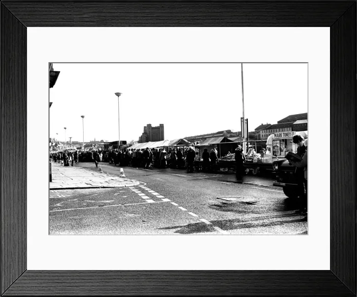Framed Print : Scenes on the edge of the River Tyne. at Newcastle Quayside Framed Print : Scenes on the edge of the River Tyne. at Newcastle Quayside