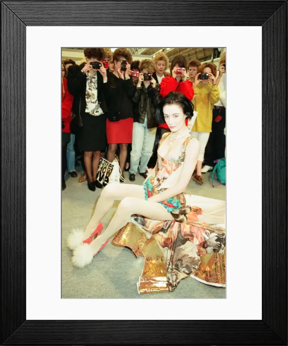 Framed Print : Clothes Show Live, NEC, Birmingham, 6th December 1990. Tizer Bailey wearing Corset Framed Print : Clothes Show Live, NEC, Birmingham, 6th December 1990. Tizer Bailey wearing Corset