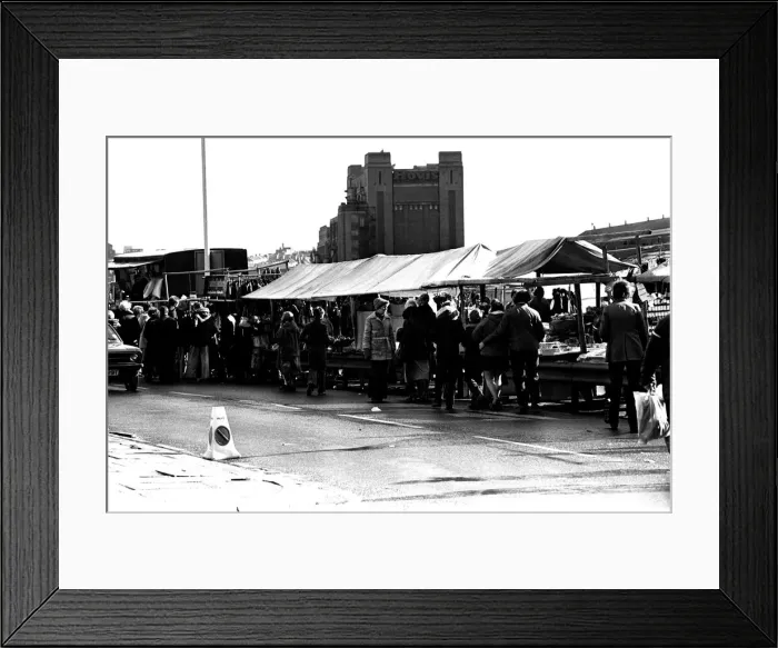 Framed Print : Scenes on the edge of the River Tyne. at Newcastle Quayside Framed Print : Scenes on the edge of the River Tyne. at Newcastle Quayside